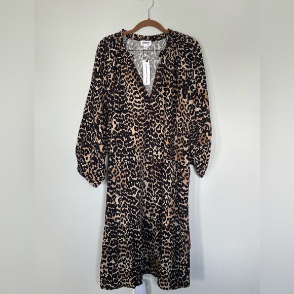 The Drop Dresses & Skirts - Leopard Print Long Sleeve Dress